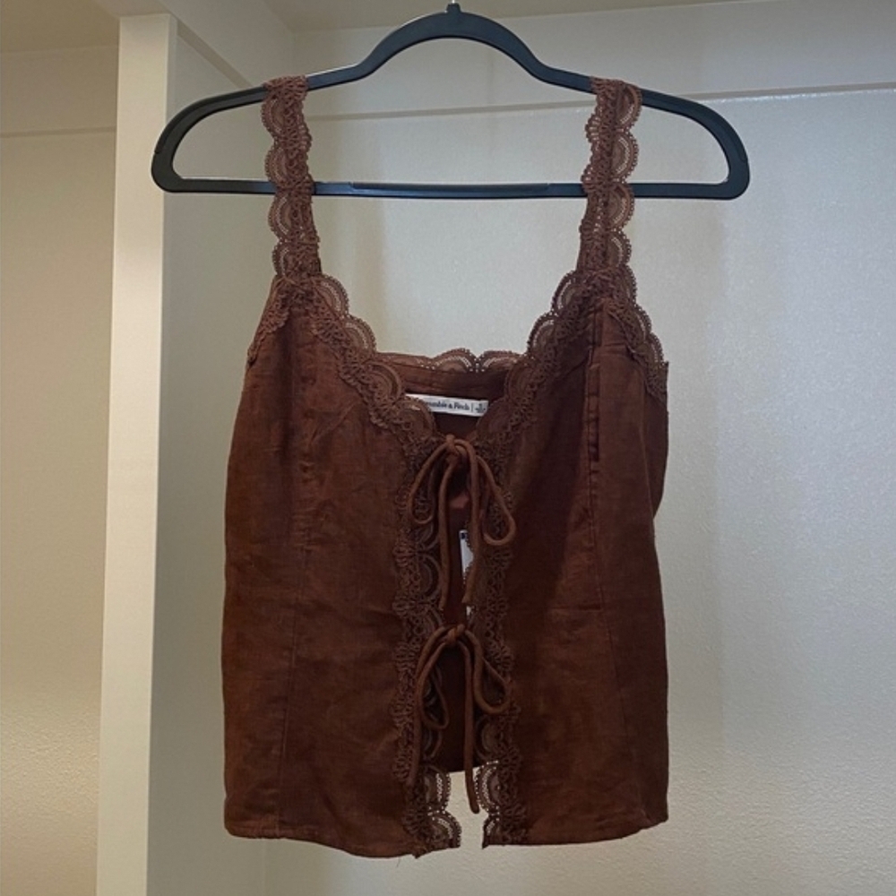 Abercrombie & Fitch Brown Lace-Trim Tie-Front Tank - Picture 5 of 6